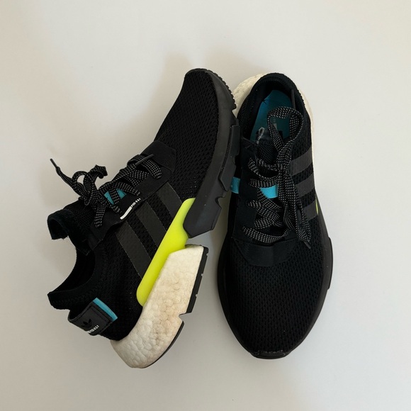 Adidas shoes - Picture 2 of 5